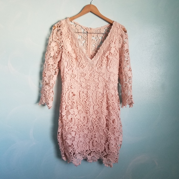 Maniju Dress - Picture 3 of 8